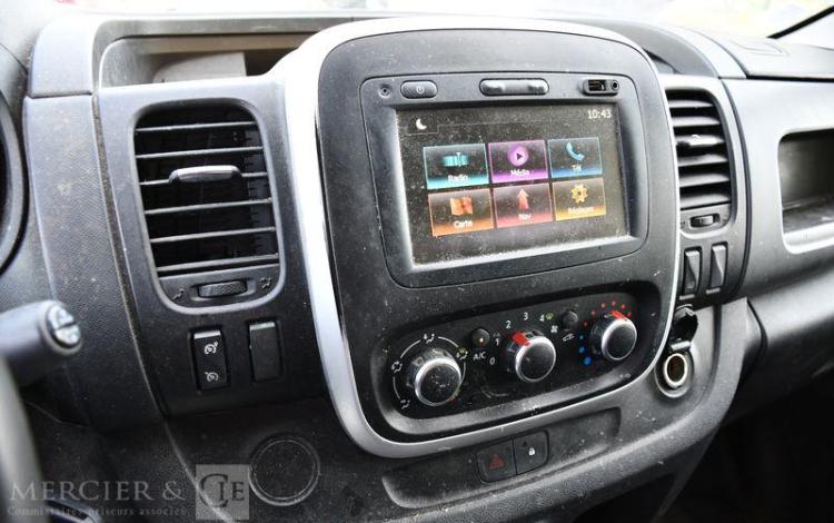RENAULT TRAFIC 2,0 DCI 120 GD CFT BLANC FZ-499-VQ