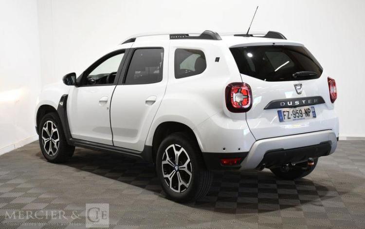DACIA DUSTER 1.5 BLUEDCI 115ch 15 ANS BLANC FZ-959-NP