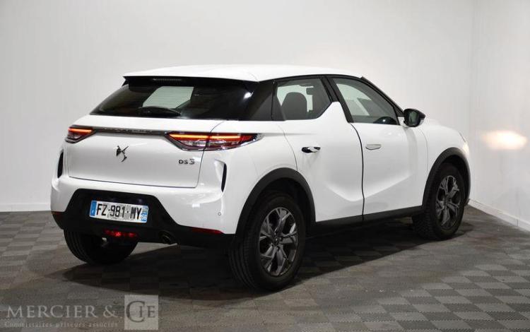 DS DS3 CROSSBACK 1.5 HDI 130ch BUSINESS EAT8 BLANC FZ-981-MY