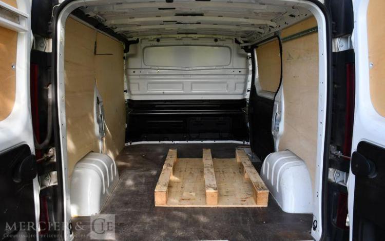 RENAULT TRAFIC GCF L1H1 1000 DCI 120 BLANC GA-372-XB