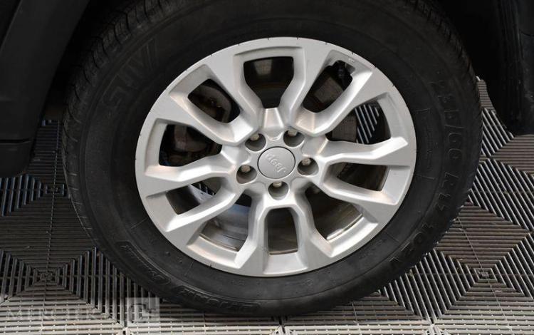 JEEP COMPASS LIMITED NOIR GA-900-JF