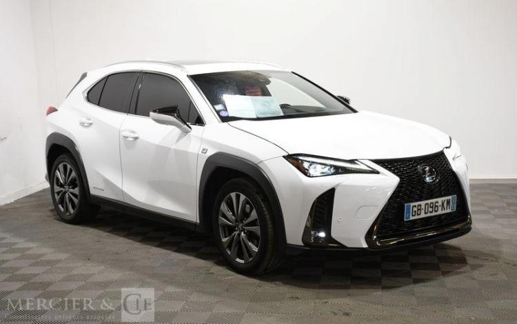 LEXUS UX 2,0 F SPORT EXECUTIVE BLANC GB-096-KM