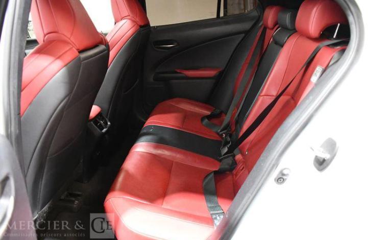 LEXUS UX 2,0 F SPORT EXECUTIVE BLANC GB-096-KM