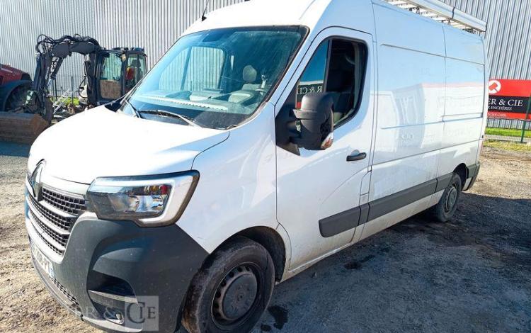 RENAULT MASTER FOURGON 2.3 DCI 135 33 L2H2 CONFORT BLANC GB-208-PT