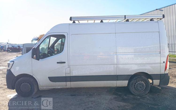 RENAULT MASTER FOURGON 2.3 DCI 135 33 L2H2 CONFORT BLANC GB-208-PT