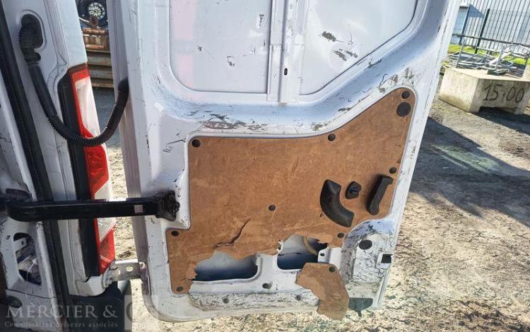 RENAULT MASTER FOURGON 2.3 DCI 135 33 L2H2 CONFORT BLANC GB-208-PT