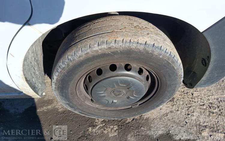 RENAULT MASTER FOURGON 2.3 DCI 135 33 L2H2 CONFORT BLANC GB-208-PT