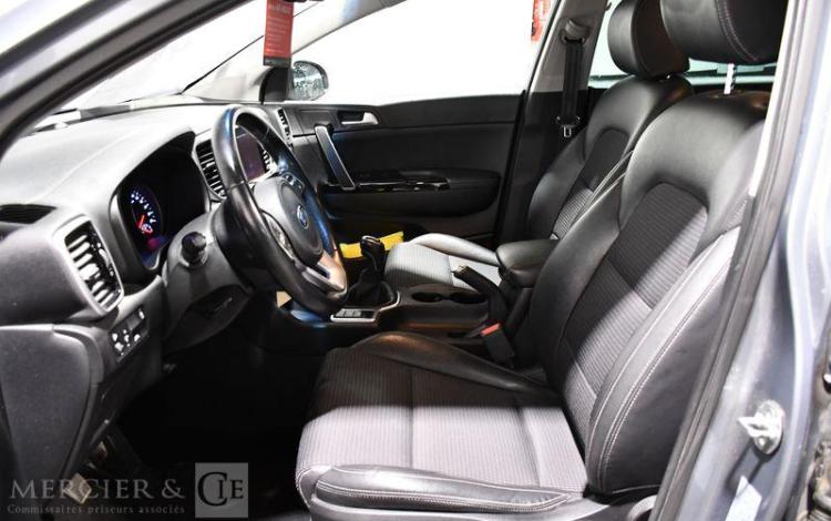 KIA SPORTAGE 1,6 CRDI 136 BLACK EDITION GRIS GB-419-VZ