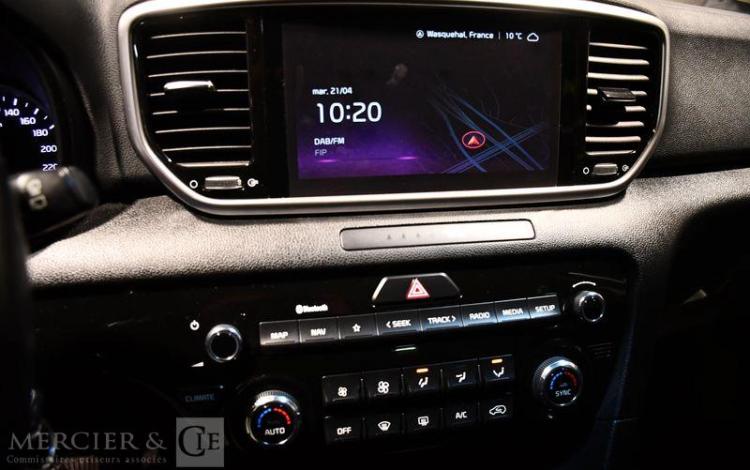 KIA SPORTAGE 1,6 CRDI 136 BLACK EDITION GRIS GB-419-VZ