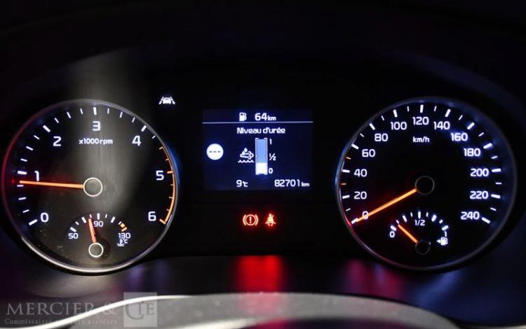 KIA SPORTAGE 1,6 CRDI 136 BLACK EDITION GRIS GB-419-VZ