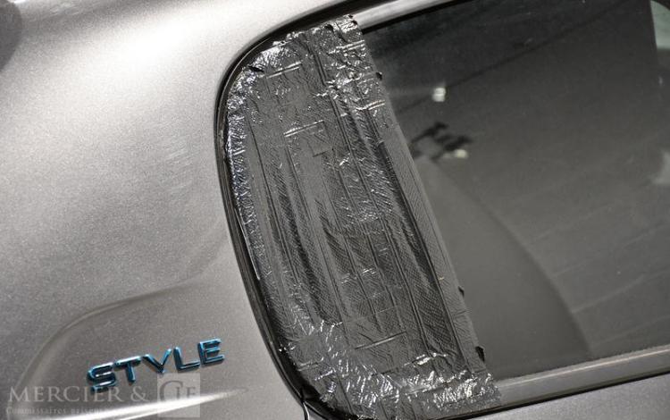 PEUGEOT 208 1.2 PURETECH 100ch STYLE EAT GRIS GB-801-PF