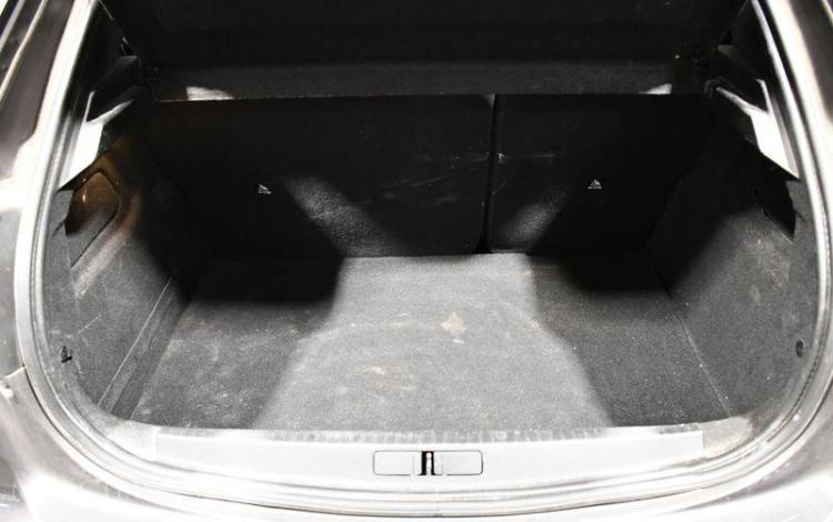 PEUGEOT 208 1.2 PURETECH 100ch STYLE EAT GRIS GB-801-PF