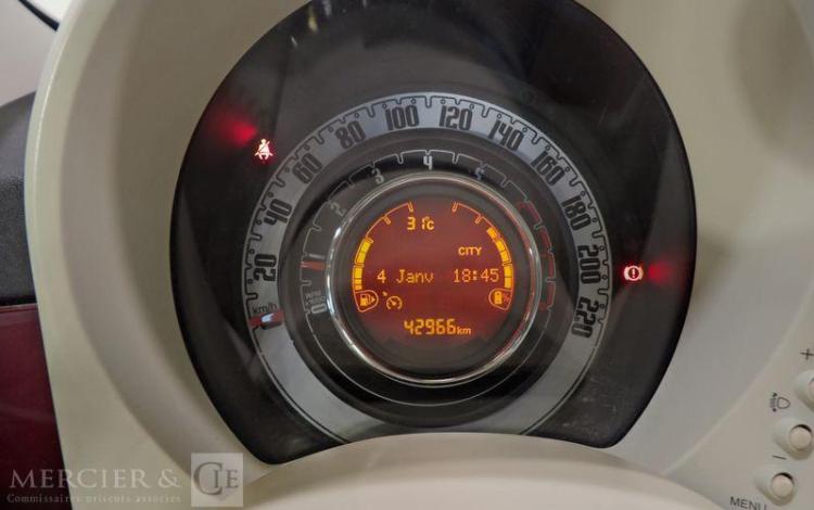 FIAT 500 HYBRID BORDEAUX GC-297-SR