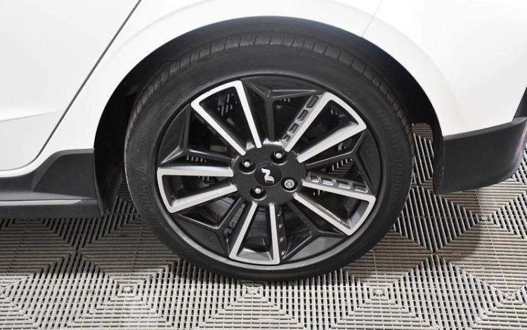 HYUNDAI I20 1,0 T-GDI 100 N LINE MV BLANC GD-317-LK