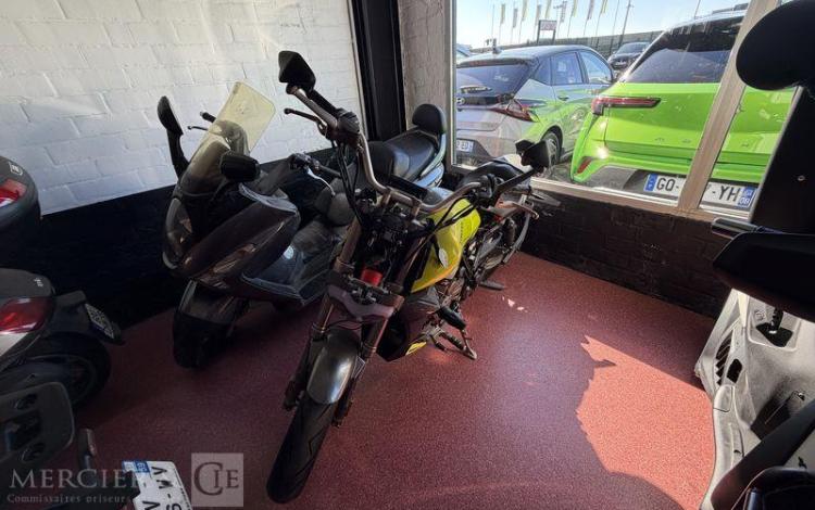 ZONTES MOTO NON ROULANTE – AUCUN CONTACT VERT GD-467-TE