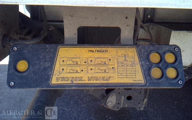 RENAULT MASTER CCAB RTWD 3T5 145CV L4 EVI CAISSE HAYON BLANC GD-495-FV