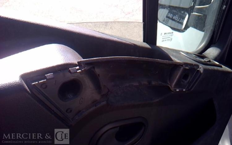 RENAULT MASTER CCAB RTWD 3T5 145CV L4 EVI CAISSE HAYON BLANC GD-495-FV