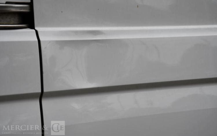 VOLKSWAGEN CRAFTER BUSINESS LINE BLANC GD-766-TR