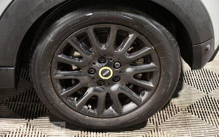 MINI MINI COOPER 185 28.9KWH COOPER SE CLASSIC BVA GRIS GE-111-MT