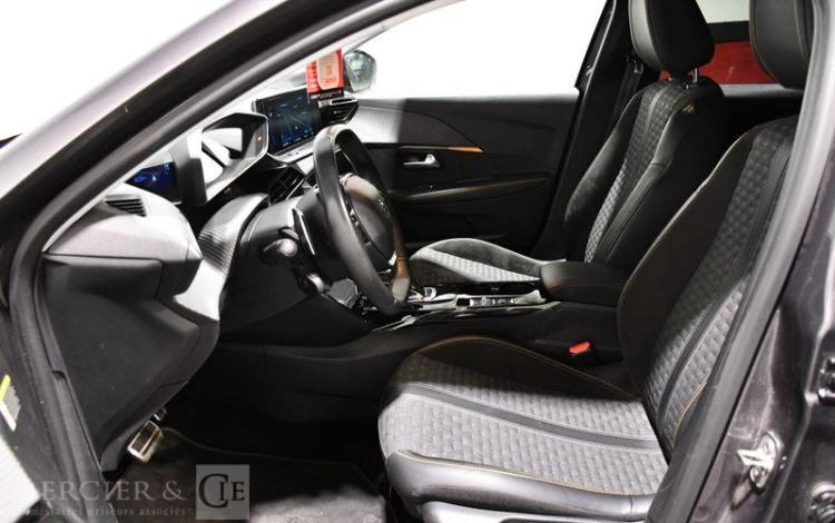 PEUGEOT 208 1.2 PURETECH 100ch ROADTRIP EAT GRIS GE-520-AA