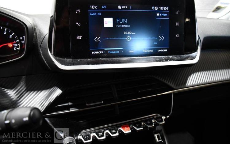 PEUGEOT 2008 1.2 PURETECH 100ch STYLE GRIS GE-631-BJ