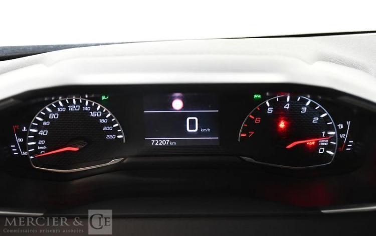 PEUGEOT 2008 1.2 PURETECH 100ch STYLE GRIS GE-631-BJ