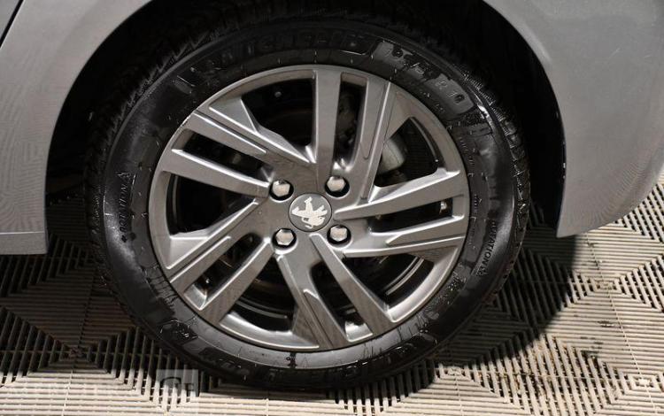 PEUGEOT 208 BLUEHDI 100CH S&S BVM6 ACTIVE BUSINESS 5P GRIS GE-751-MV