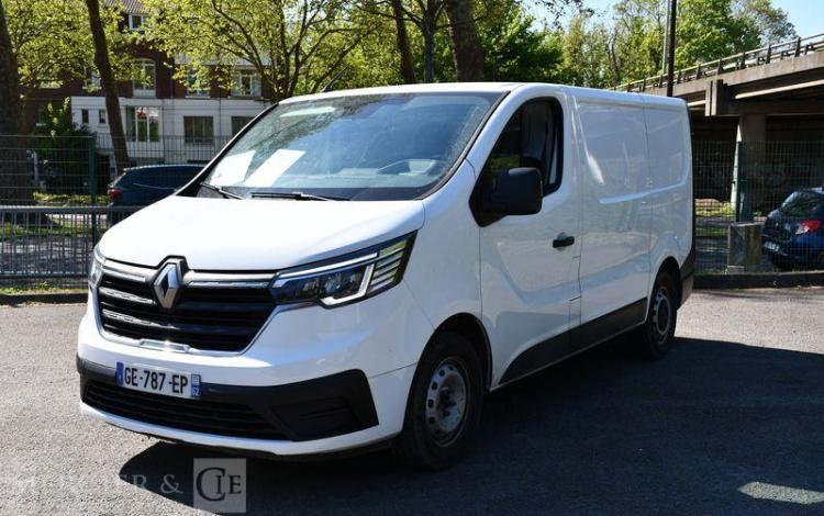 RENAULT TRAFIC L1H1 2T8 BLUE DCI 130 BLANC GE-787-EP