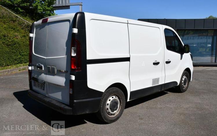 RENAULT TRAFIC L1H1 2T8 BLUE DCI 130 BLANC GE-787-EP