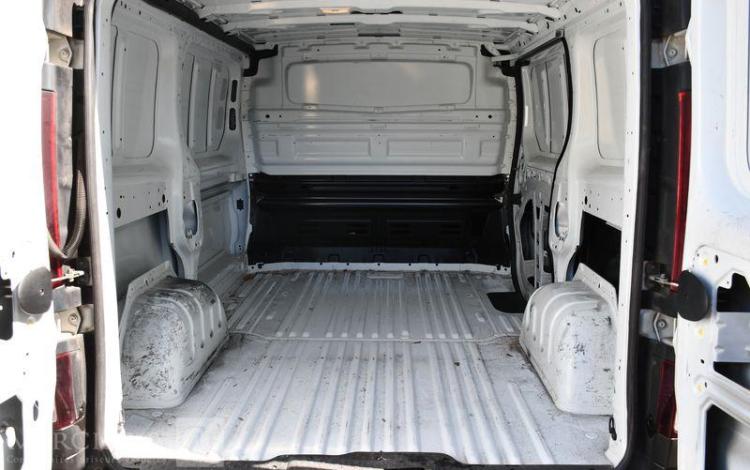 RENAULT TRAFIC L1H1 2T8 BLUE DCI 130 BLANC GE-787-EP