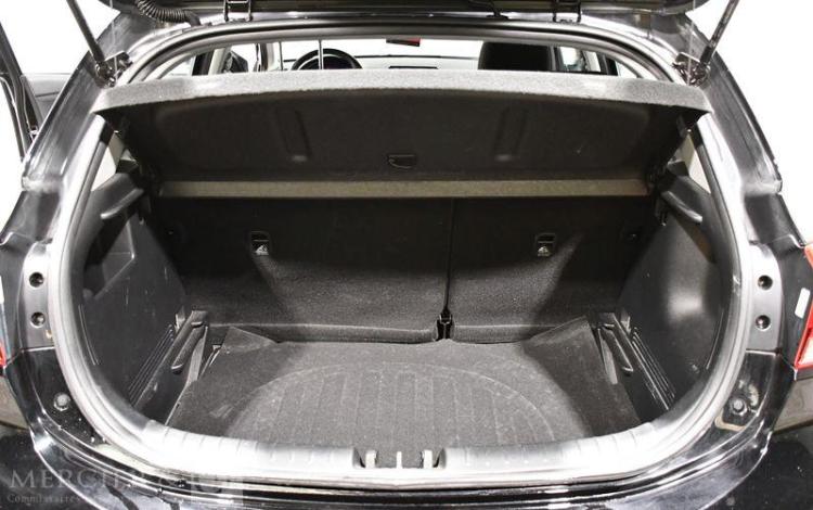 KIA RIO ACTIVE NOIR GE-860-TV