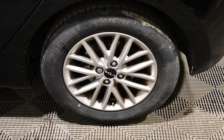 KIA RIO ACTIVE NOIR GE-860-TV