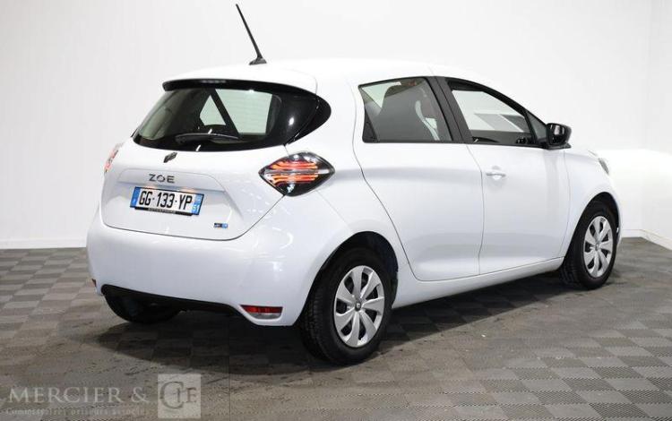 RENAULT ZOE 110ch 40KWH ACHAT-INTEGRAL EQUILIBRE BLANC GG-133-YP
