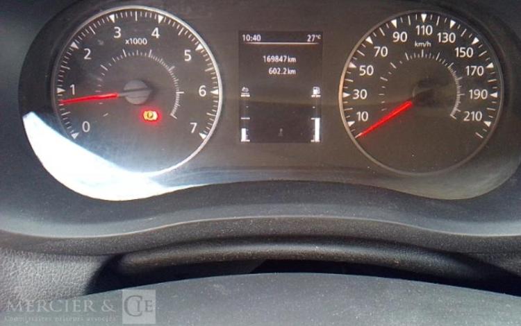 RENAULT MASTER NACELLE SUR VL 12M KLUBB KL32 181H BLANC GG-202-TV