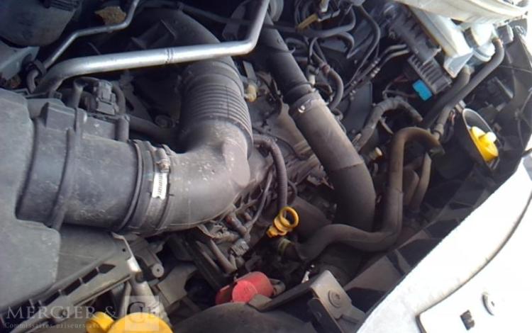 RENAULT MASTER NACELLE SUR VL 12M KLUBB KL32 181H BLANC GG-202-TV