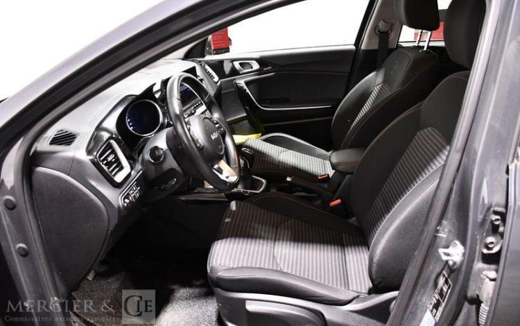 KIA CEED ACTIVE GRIS GG-321-TT