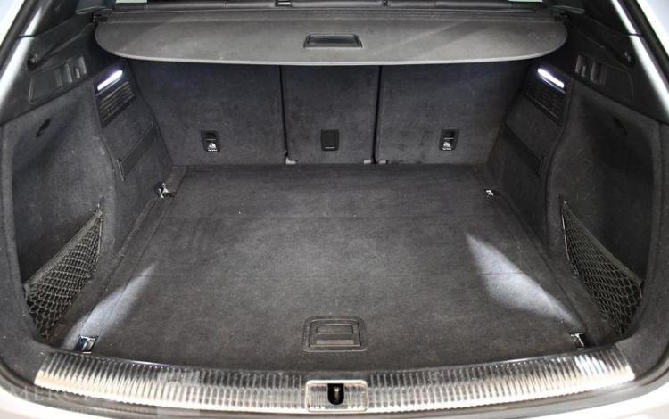 AUDI Q5 2,0 TDI 190 QUATTRO S-LINE GRIS GG-449-EC