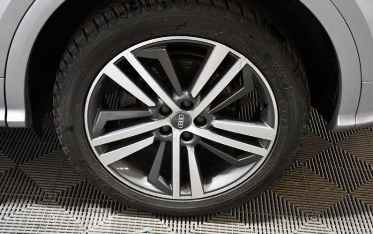 AUDI Q5 2,0 TDI 190 QUATTRO S-LINE GRIS GG-449-EC