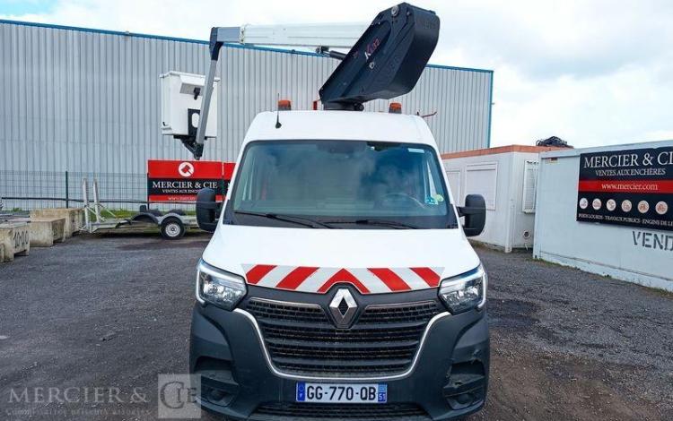RENAULT MASTER L2H2  NACELLE KLUBB  KL32 – 12 METRES – DIESEL – 680 HEURES – ANNEE 2022 BLANC GG-770-QB