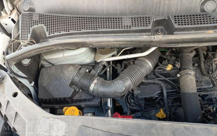 RENAULT MASTER L2H2  NACELLE KLUBB  KL32 – 12 METRES – DIESEL – 680 HEURES – ANNEE 2022 BLANC GG-770-QB