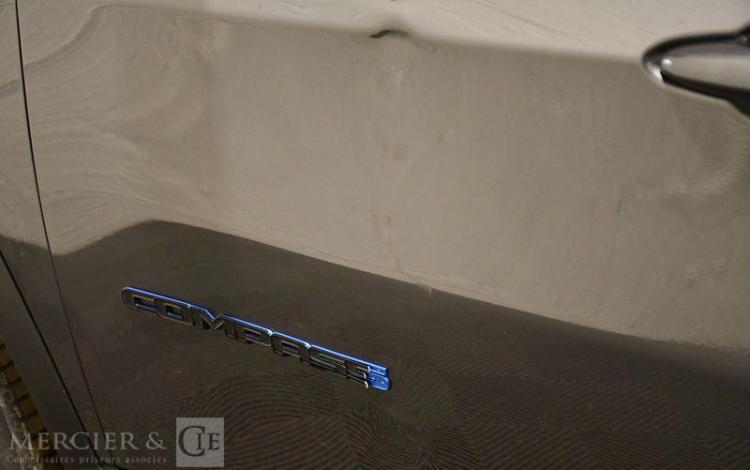 JEEP COMPASS GRIS GG-803-QV