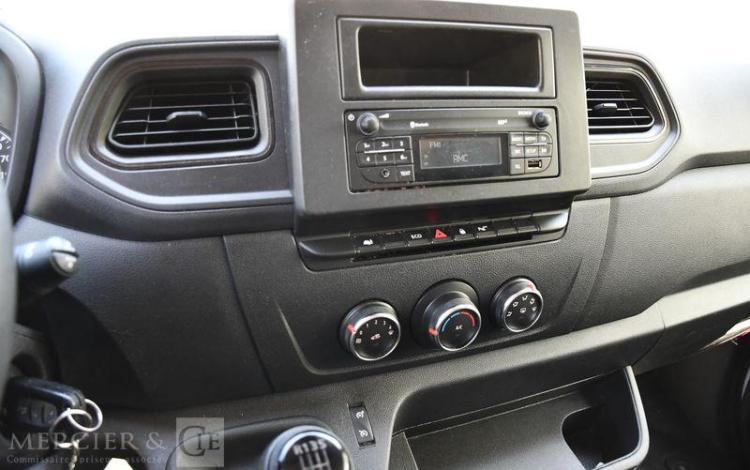 RENAULT MASTER CF F3500 L2H2 BLUE DCI 135 E6E BLANC GH-085-RW