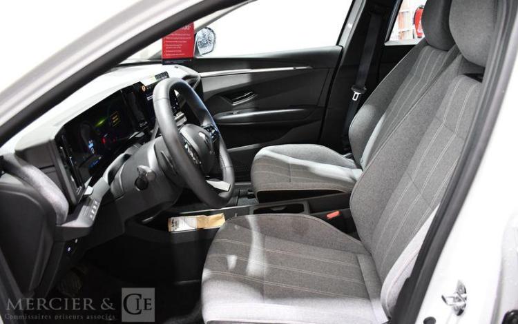 RENAULT MEGANE E-TECH EQUILIBRE EV40 130CH STANDARD BLANC GH-140-XW