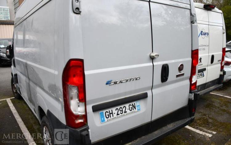 FIAT e-DUCATO 3T5 ELECTRIQUE 120ch 47KWH L2H2 GRIS GH-292-GN