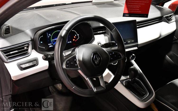 RENAULT CLIO V 1.6 E-TECH 140ch MHEV INTENS BVA ROUGE GH-622-CJ