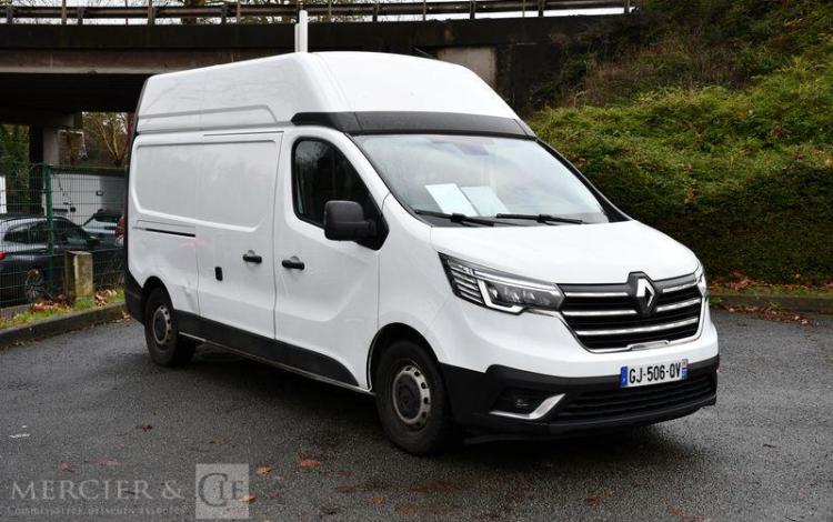 RENAULT TRAFIC 2.0 BLUEDCI 150ch 3T0 L2H2 GRAND-CONFORT BLANC GJ-506-QV