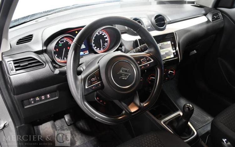 SUZUKI SWIFT PRIVILEGE GRIS GJ-988-ZZ