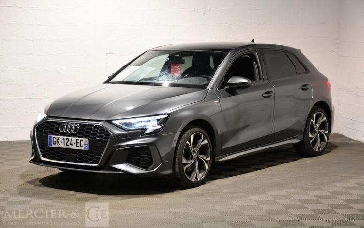 AUDI A3 SPORTBACK 40 TFSI QUATTRO S-TRONIC GRIS GK-124-EC