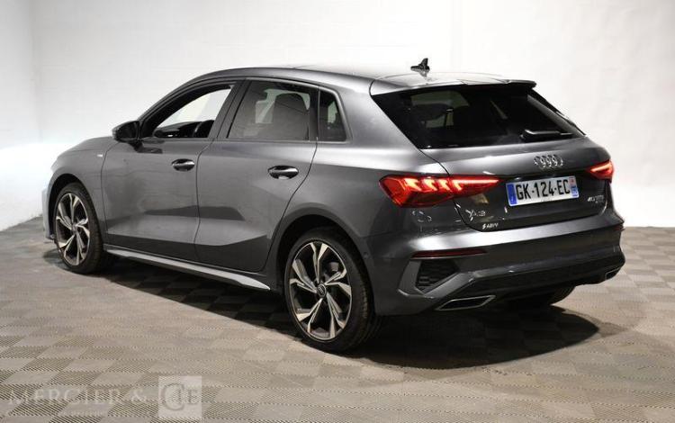 AUDI A3 SPORTBACK 40 TFSI QUATTRO S-TRONIC GRIS GK-124-EC