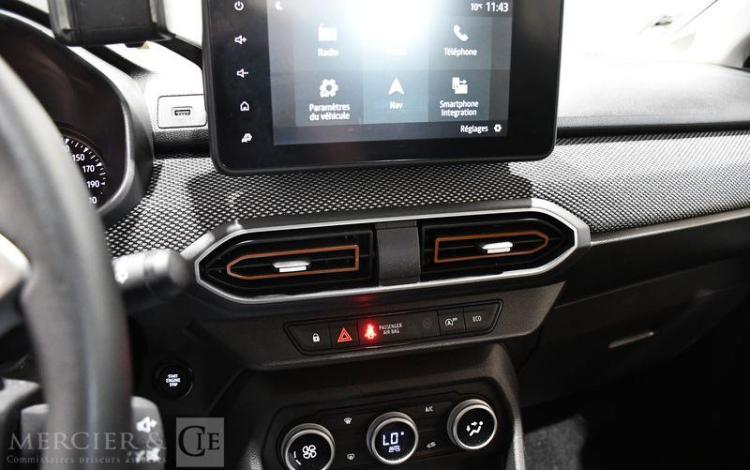 DACIA SANDERO STEPWAY 1.0 ECO-G GPL 100ch EXPRESSION PLUS GRIS GK-745-YL